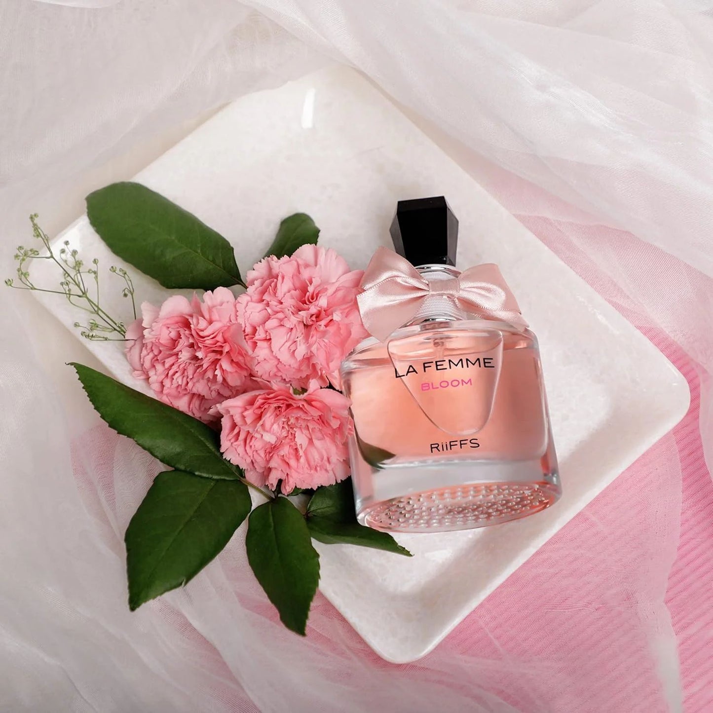 La Femme Bloom by RIIFFS – عطر نسائي فاخر بإطلالة أنثوية راقية